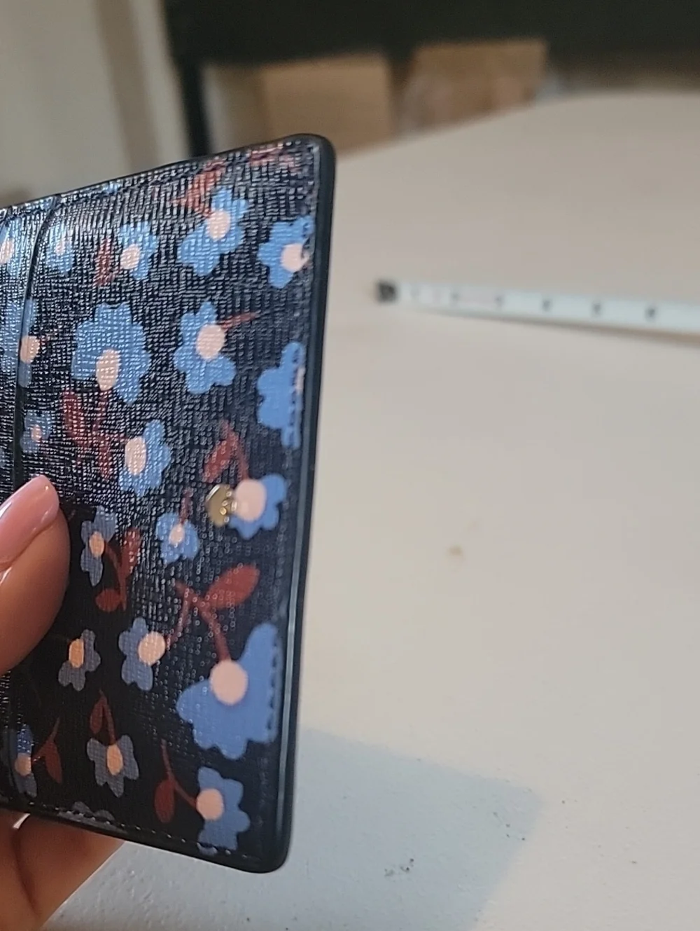 kate spade Navy Floral Card Case Like New